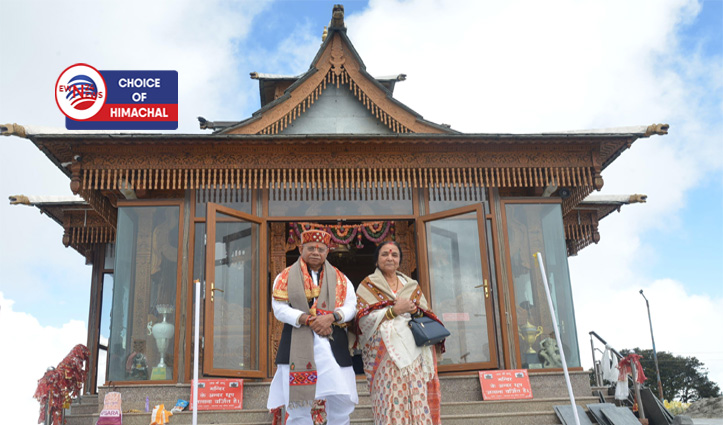 राज्यपाल शिव प्रताप शुक्ल ने लेडी गवर्नर संग हाटू मंदिर में की पूजा-अर्चना