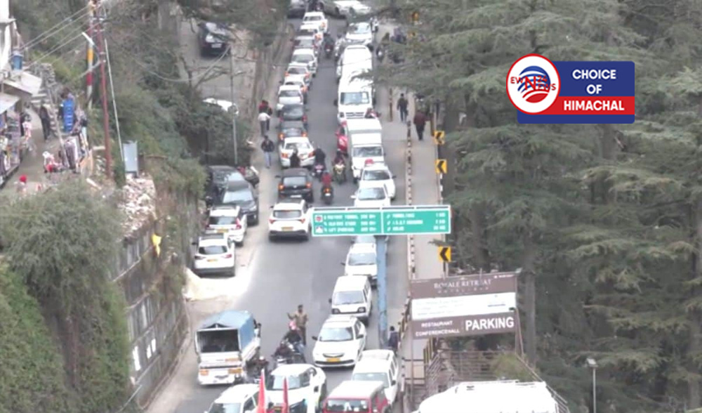 ओक ओवर से शिमला क्लब सड़क पर गाड़ियों की आवाजाही 31 जनवरी तक बंद