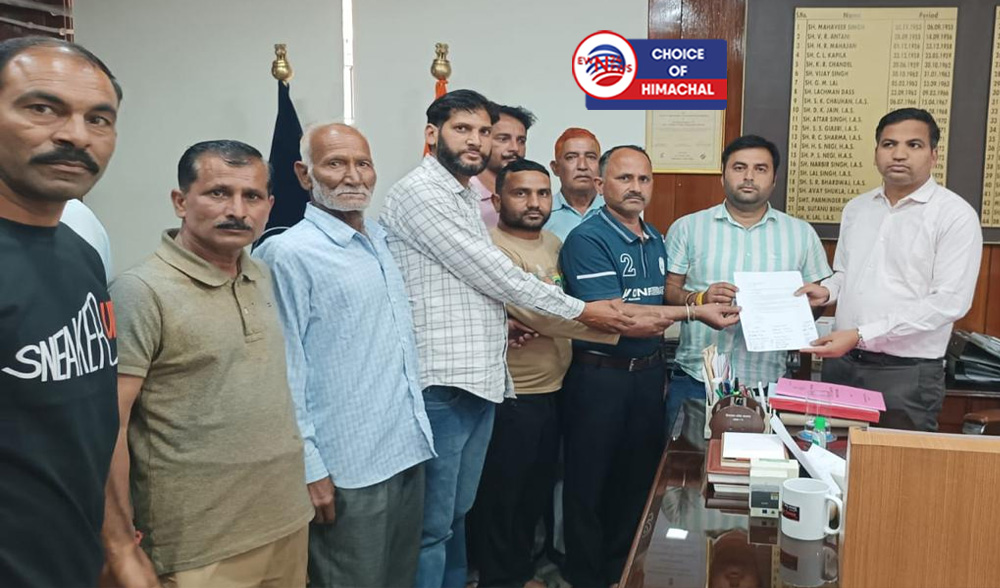 बिलासपुर : भडोली कलां पंचायत के निवासी करेंगे चुनावों का बहिष्कार, डीसी को सौंपा ज्ञापन