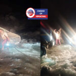 लाहौल स्पीति : अचानक बढ़ा पानी का बहाव, रात के अंधेरे में बीच नाले फंसी कार